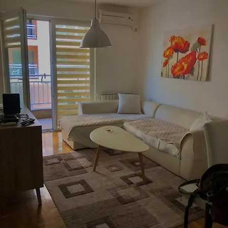 Apartamento Tibra *